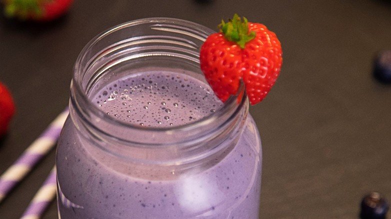 3 Fabulous Shakes made with 4 Ingredients or Less