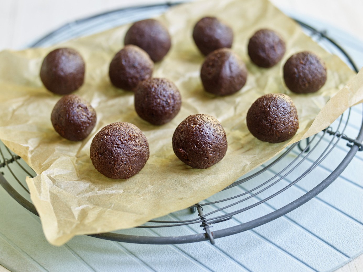 Salted Caramel & Choc Energy Balls