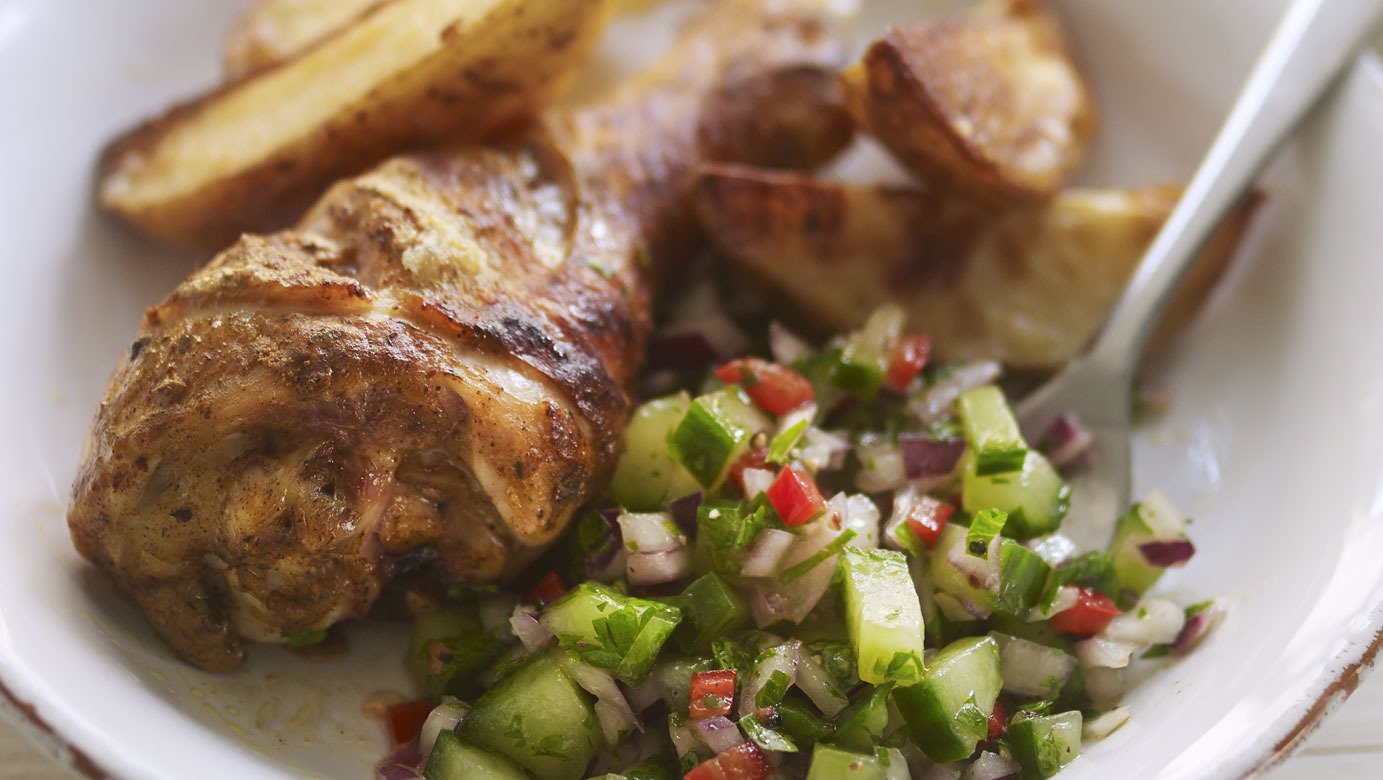 Spicy BBQ chicken, salsa and potato wedges