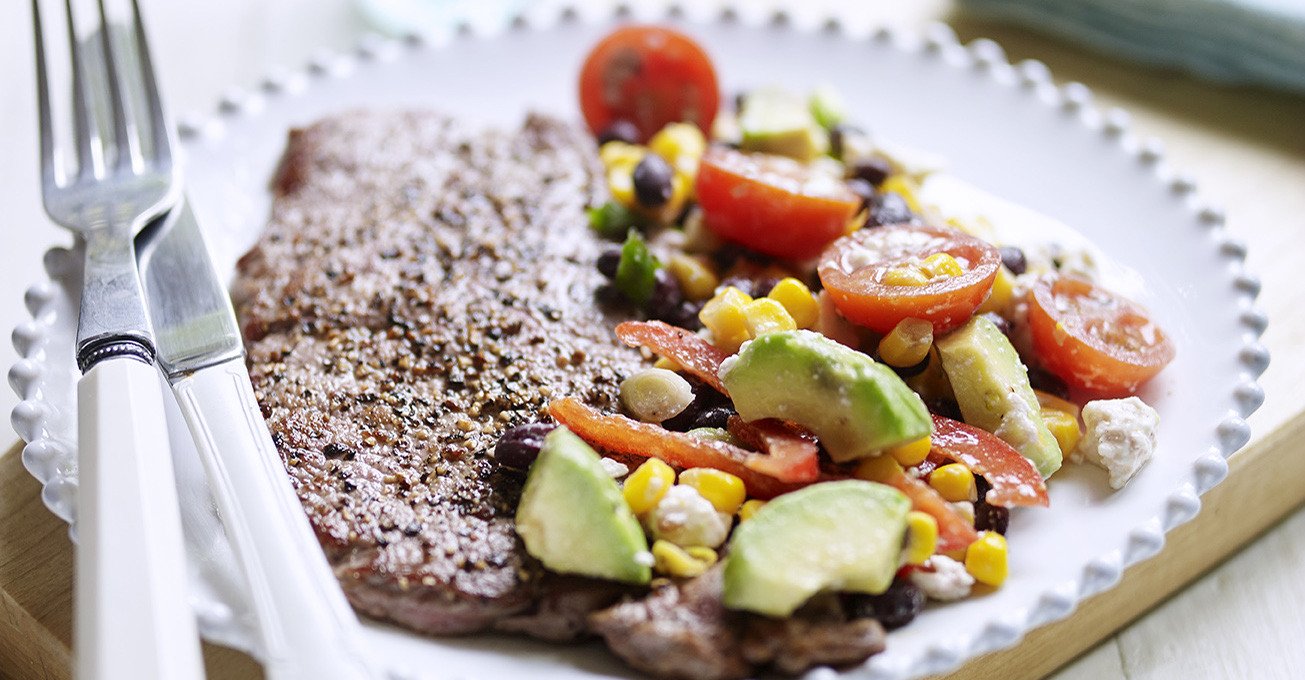 Peppercorn Steak with Hearty Mexican Corn Cob Salad